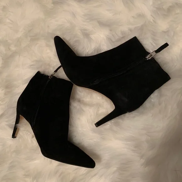 Sam Edelman black suede heeled ankle booties - Picture 2 of 5